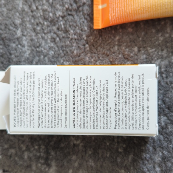 Vitamin C Triple Exfoliating Facial new 10 ml mini - Picture 6 of 9